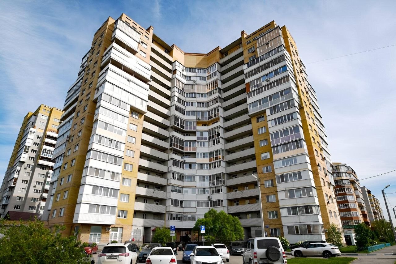 Купить квартиру на улице Дианова, 27 в Омске — 2 214 объявлений по продаже  квартир на МирКвартир