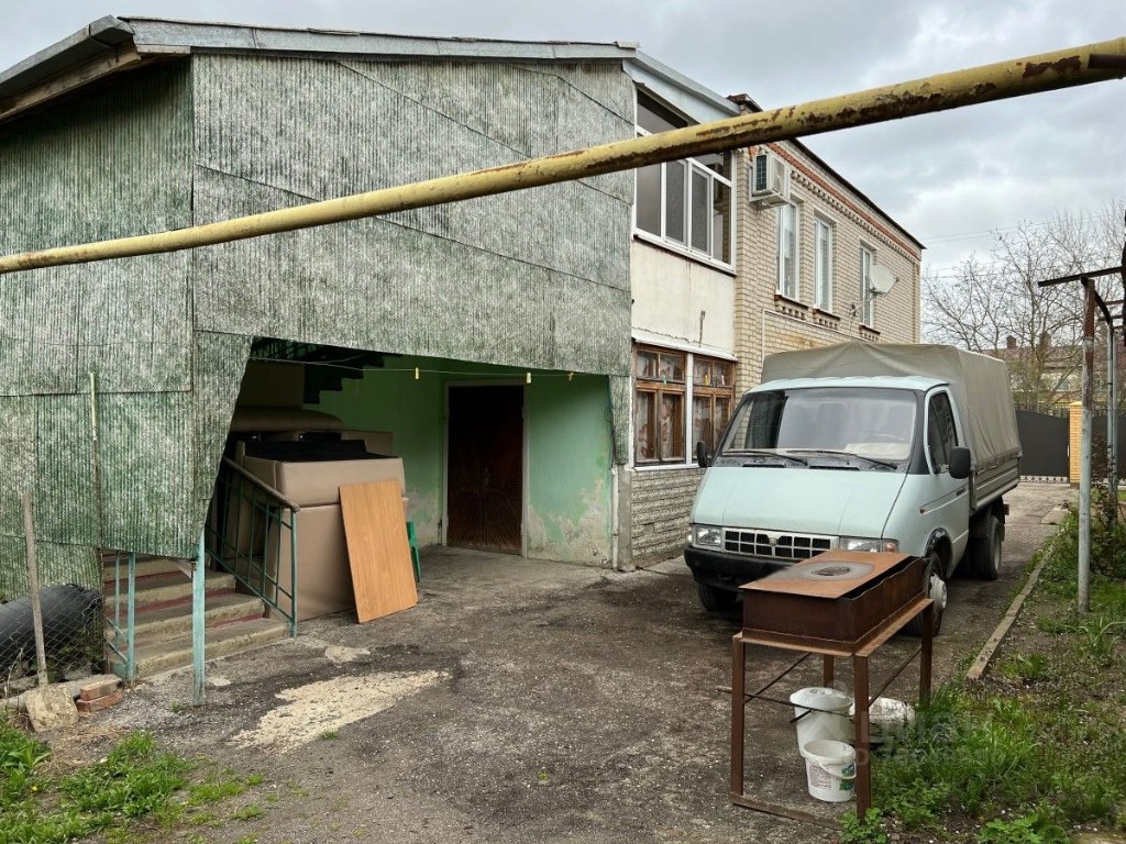 Купить дом на Ярмарочной улице в Славянске-на-Кубани в Славянском районе —  566 объявлений о продаже загородных домов на МирКвартир с ценами и фото