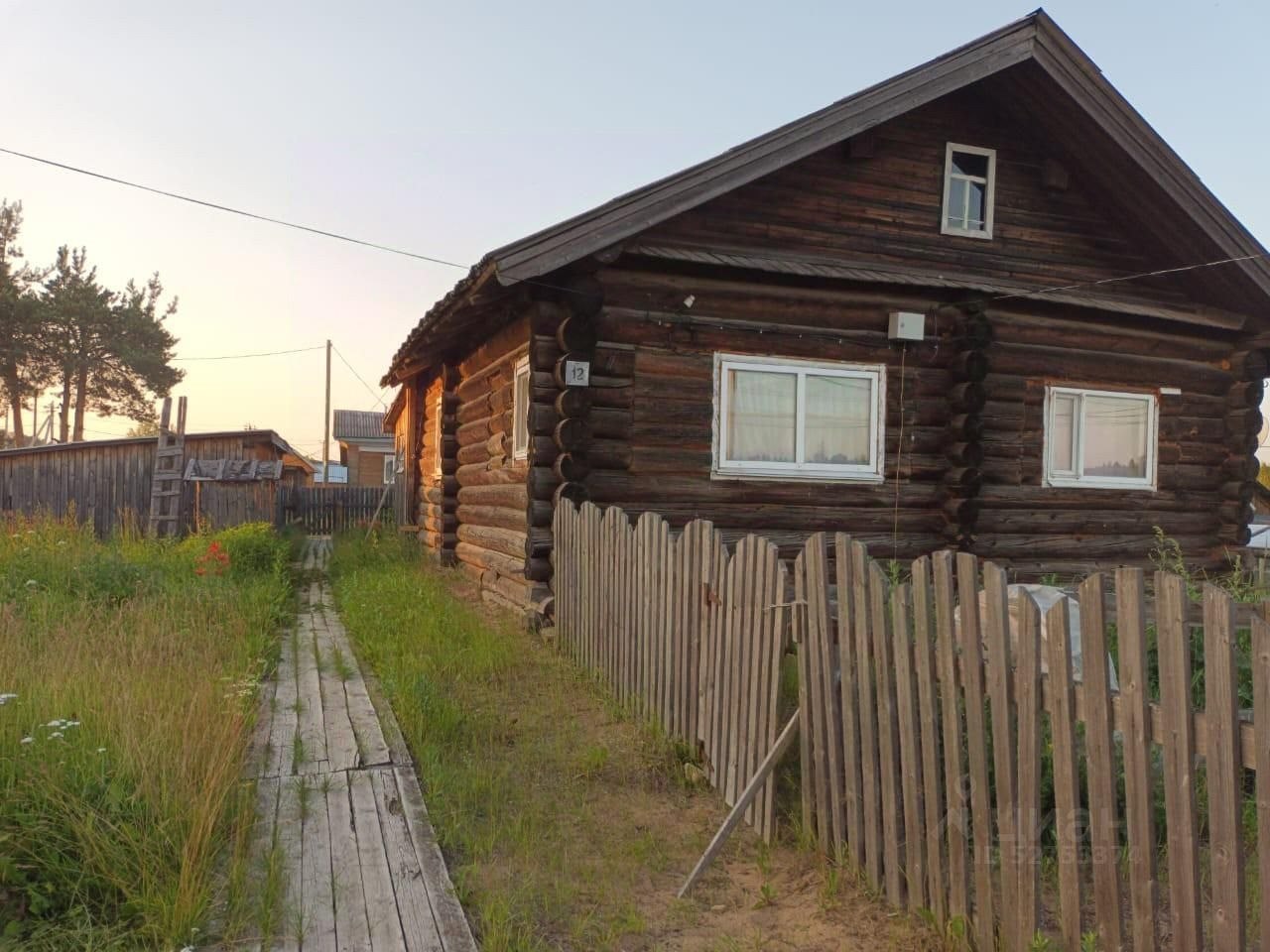 Купить дом на Спортивной улице в селе Кичменгский Городок в  Кичменгско-Городецком районе — 5 объявлений о продаже загородных домов на  МирКвартир с ценами и фото