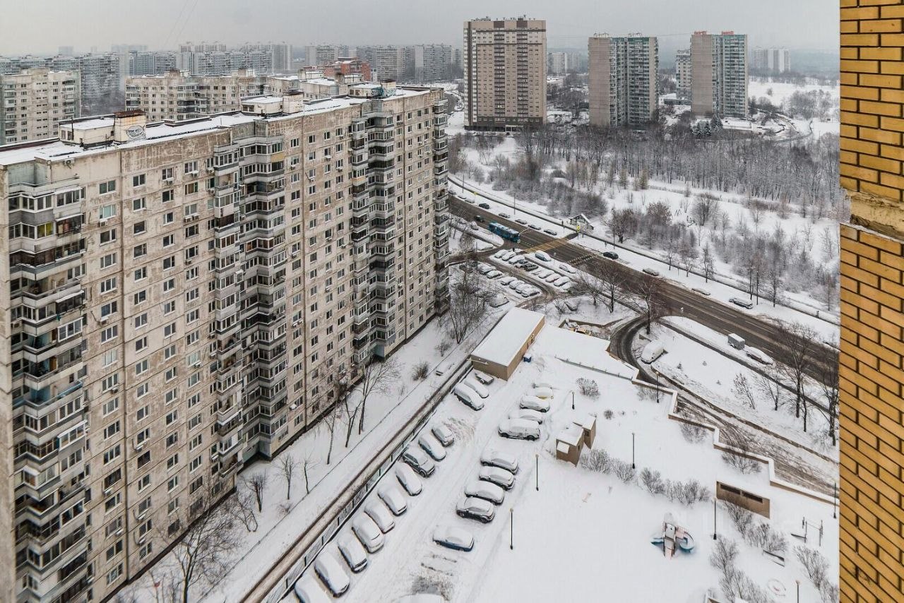 Купить квартиру на улице Крылатские Холмы, 37 в Москве — 1 170 объявлений  по продаже квартир на МирКвартир