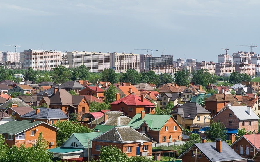 Нельзя оформить сельскую ипотеку для покупки дома в частном секторе города. Фото: life-trip.ru