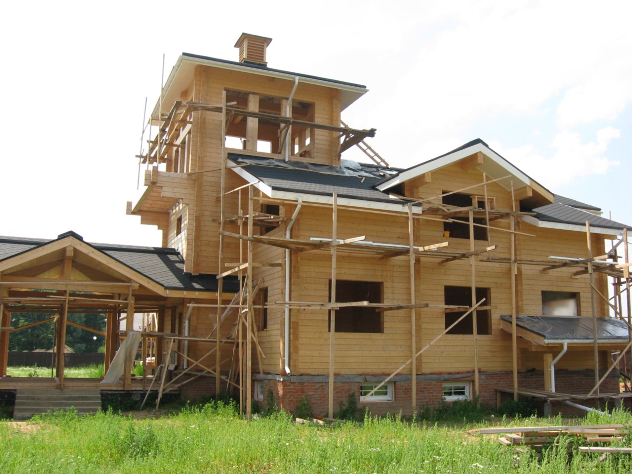 Все приличное раскупили, а новое еще не построили. Фото: Мир Квартир