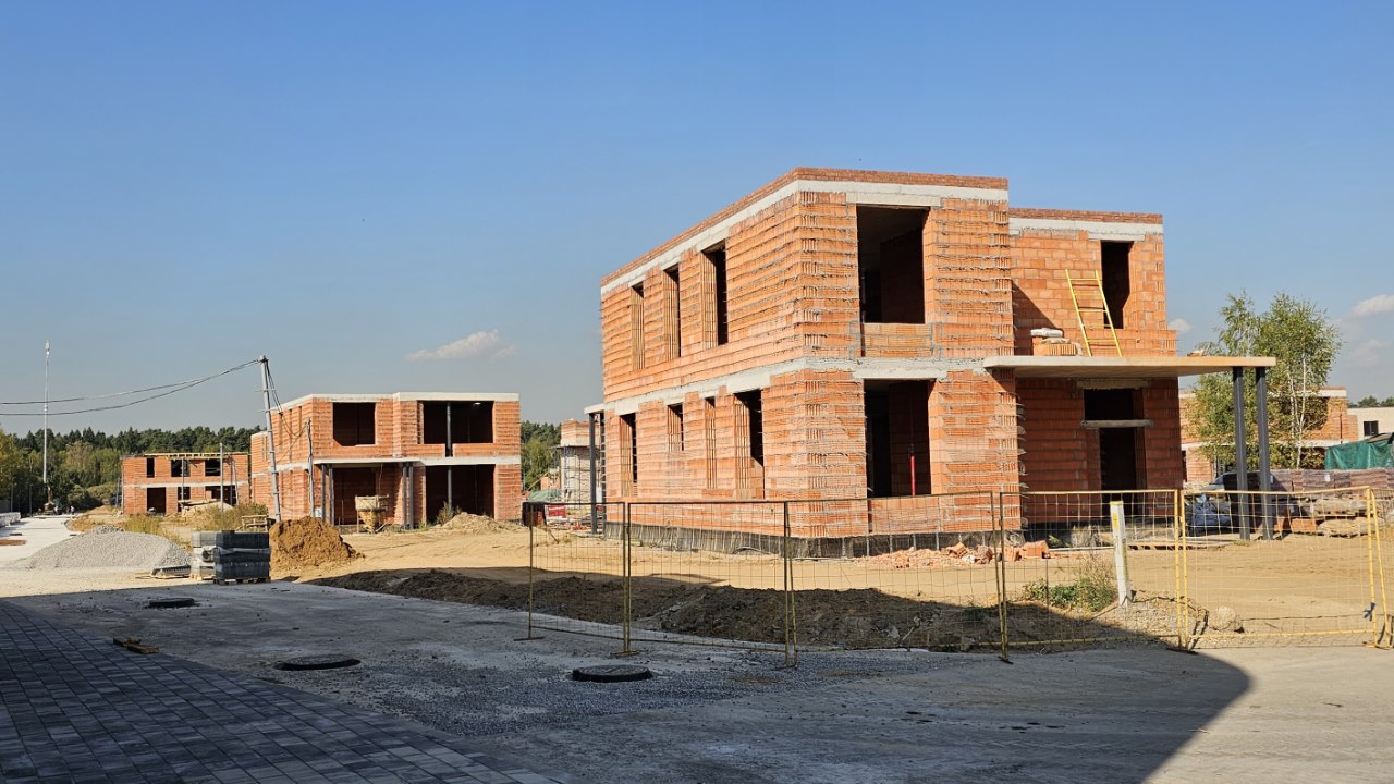 Не на каждый дом в банке дадут ипотеку. Фото: Мир Квартир