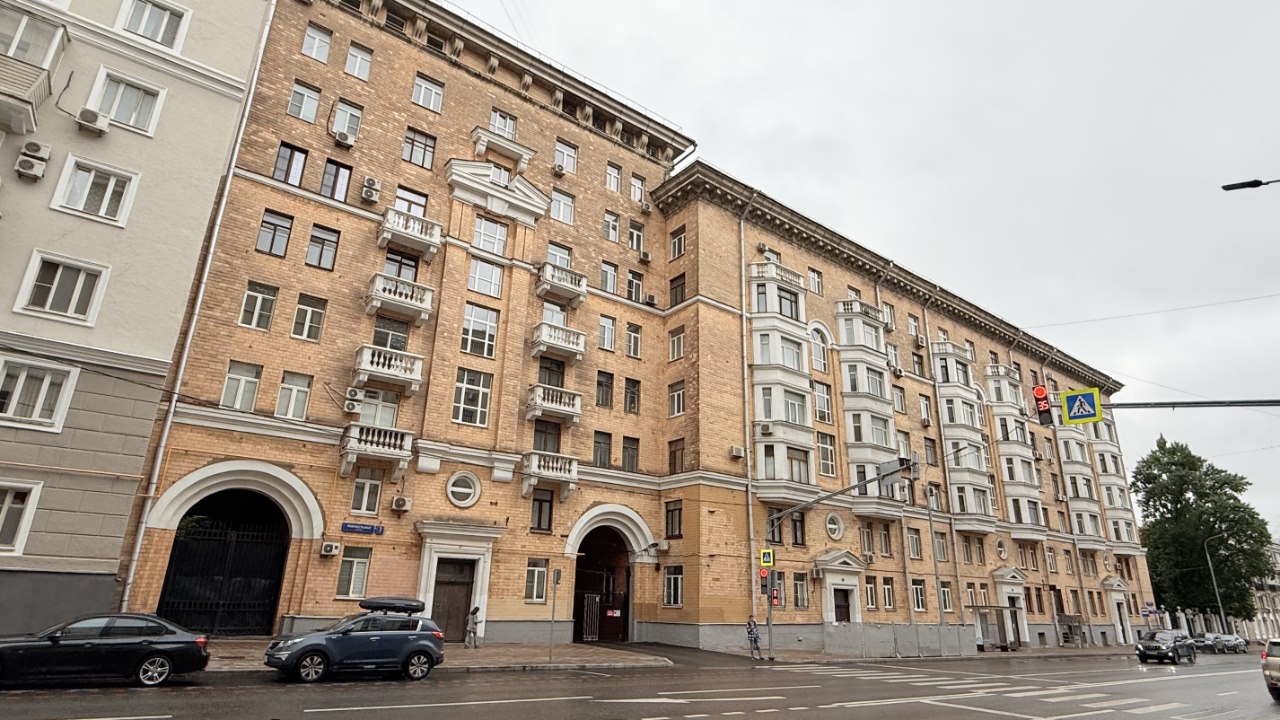 Кроме медиков, в доме жили ученые, артисты, спортсмены и партийные работники. Фото: Мир Квартир