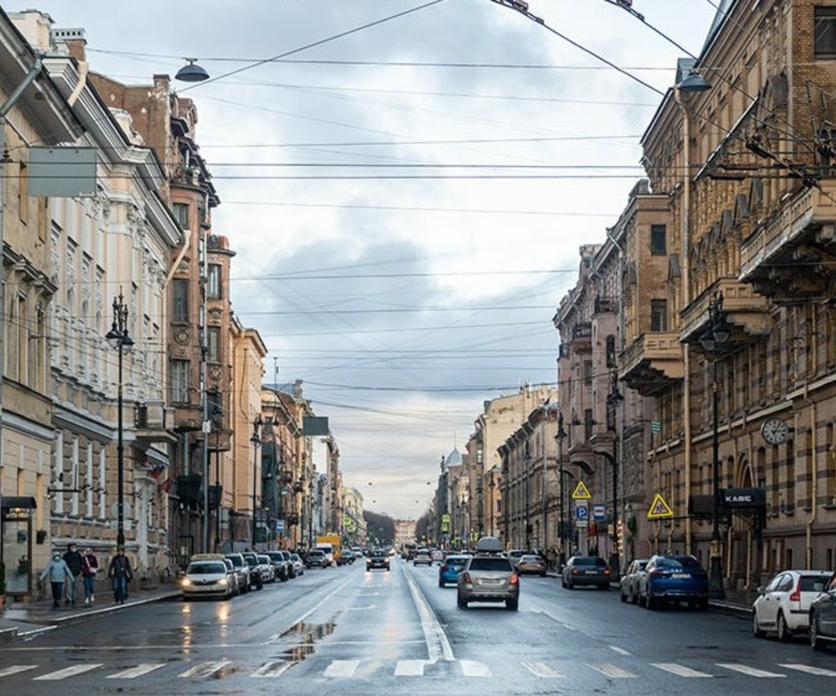 Кирочная улица в Петербурге: где жили бабушка Бенуа, Чуковский и Мариенгоф  и что за клад там нашли два года назад — Обзоры рынка недвижимости в  интернет-журнале МИР КВАРТИР